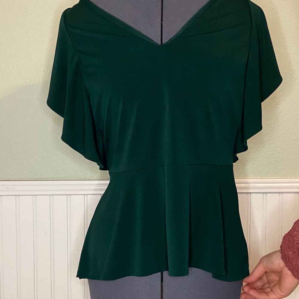 Hunter green work top